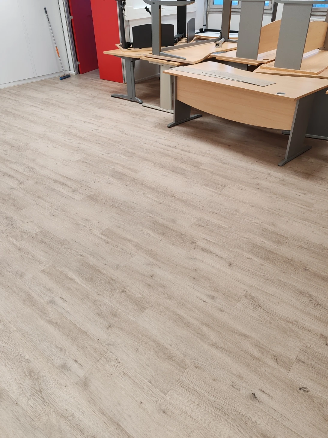 pose lames pvc plombantes