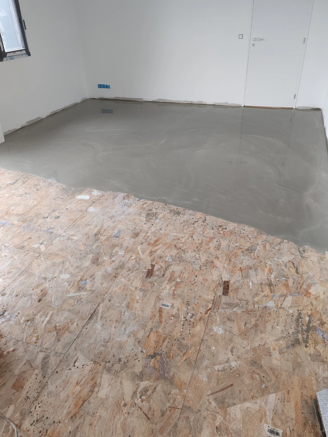 ragréage et pose sol pvc avec soudure